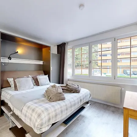 With A Swimming Pool In Apartamento *